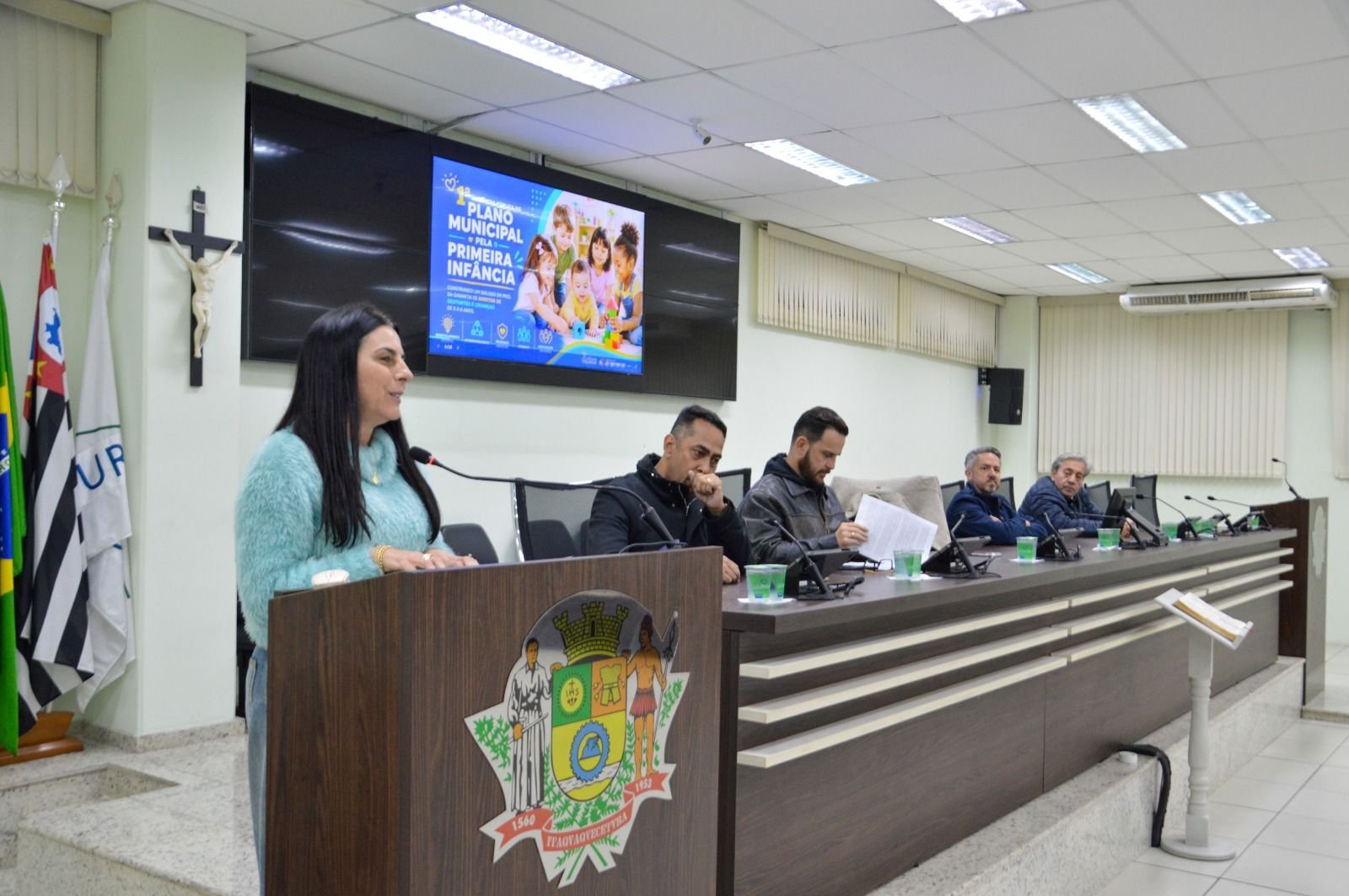 Itaquá marca início do Plano Municipal pela Primeira Infância com audiência pública